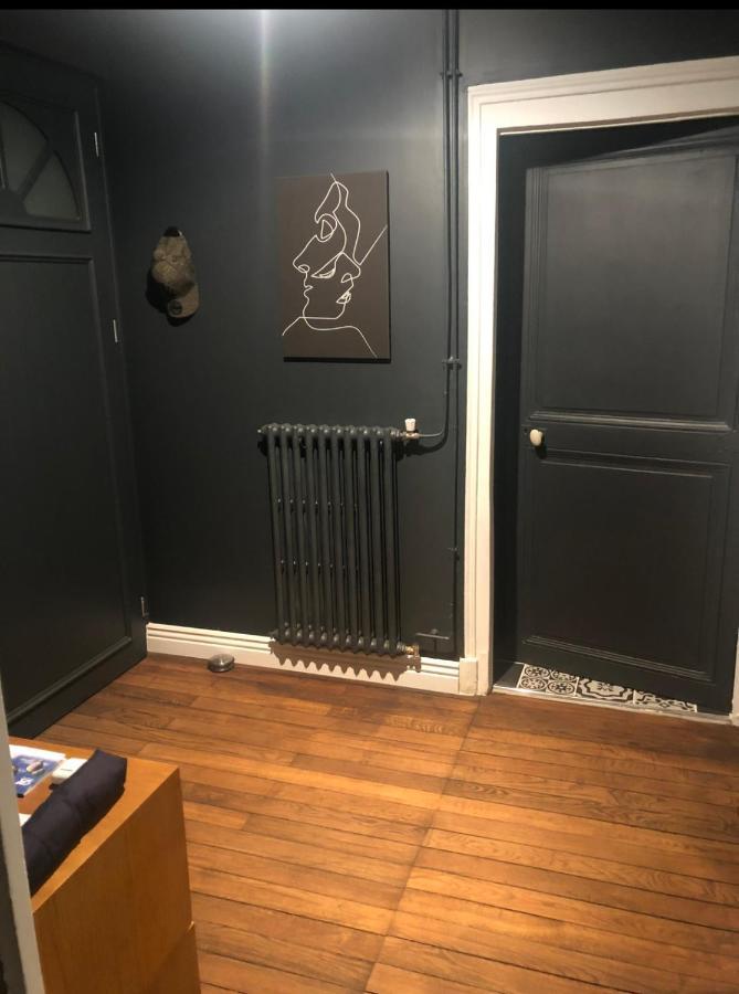 Appartement De Charme En Plein Coeur De Nevers Luaran gambar